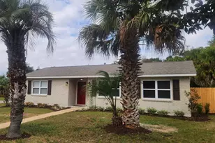 7806 Lenora St, Pensacola, FL 32526 - Photo 2