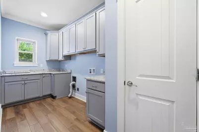 2018 Rambling Oaks Dr, Cantonment, FL 32533 - Photo 24