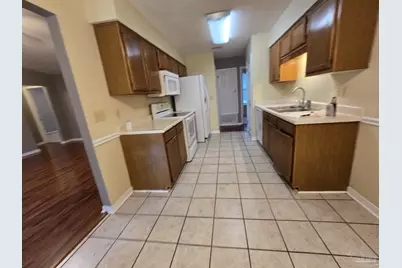 11204 Bridge Creek Dr, Pensacola, FL 32506 - Photo 10