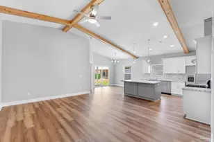 1421 Madelyn Woods Dr, Pensacola, FL 32506 - Photo 4