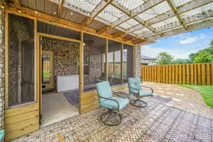 2544 Caldwell Cir, Pace, FL 32571 - Photo 24