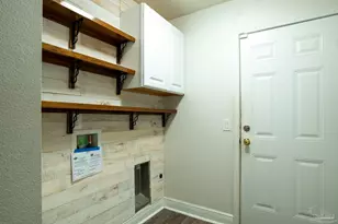 6023 Chester Dr, Pensacola, FL 32526 - Photo 16