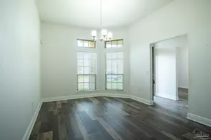 6023 Chester Dr, Pensacola, FL 32526 - Photo 12