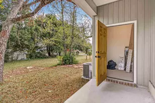 1106 N E St, Pensacola, FL 32501 - Photo 40