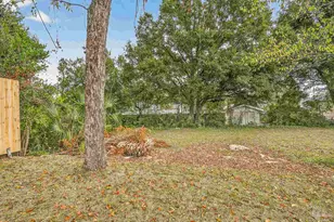 1106 N E St, Pensacola, FL 32501 - Photo 44