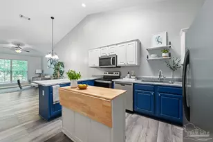 7101 Joy St, Pensacola, FL 32504 - Photo 2