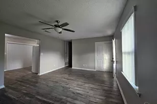 2958 Sky Crest Dr, Pensacola, FL 32514 - Photo 2