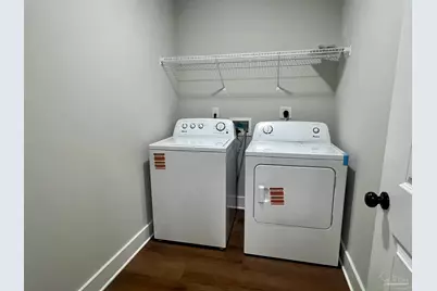 4417 Oak Ln, Milton, FL 32583 - Photo 8