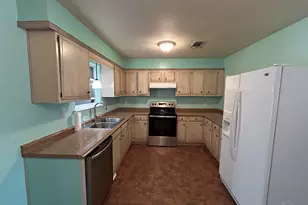 1007 Woodbury Pl, Cantonment, FL 32533 - Photo 6