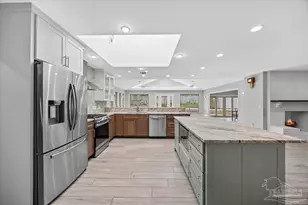 205 Silverthorn Dr, Gulf Breeze, FL 32561 - Photo 34