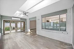 205 Silverthorn Dr, Gulf Breeze, FL 32561 - Photo 22