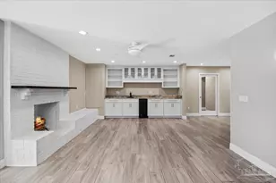 205 Silverthorn Dr, Gulf Breeze, FL 32561 - Photo 38