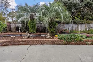 205 Silverthorn Dr, Gulf Breeze, FL 32561 - Photo 56