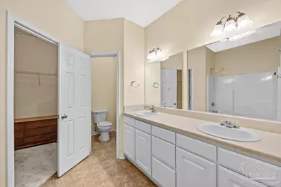 2811 E Johnson Ave #B, Pensacola, FL 32514 - Photo 10