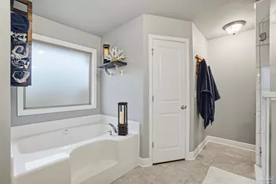 6085 Winchester Cir, Milton, FL 32570 - Photo 30