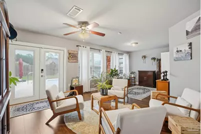 6085 Winchester Cir, Milton, FL 32570 - Photo 24