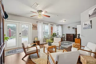 6085 Winchester Cir, Milton, FL 32570 - Photo 24