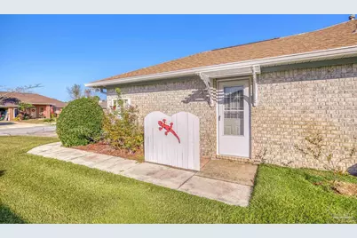 2208 Blue Lake Dr, Pensacola, FL 32506 - Photo 54