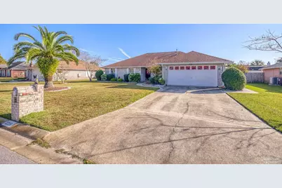 2208 Blue Lake Dr, Pensacola, FL 32506 - Photo 58