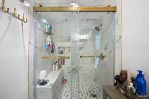 5001 Grande Dr, Pensacola, FL 32504 - Photo 12