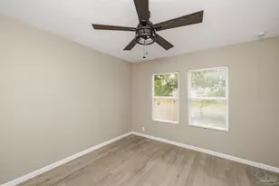 206 S 2nd St, Pensacola, FL 32507 - Photo 8
