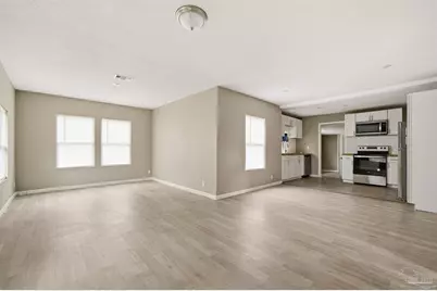 206 S 2nd St, Pensacola, FL 32507 - Photo 2