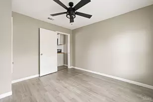 206 S 2nd St, Pensacola, FL 32507 - Photo 10