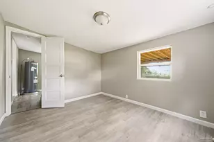 206 S 2nd St, Pensacola, FL 32507 - Photo 18