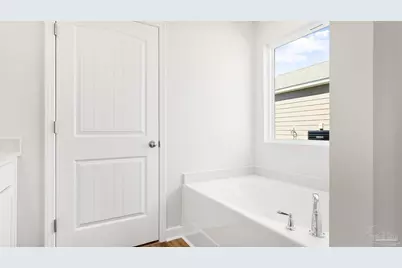 5909 Pelagic Dr, Milton, FL 32583 - Photo 16