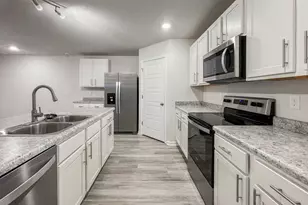 9627 Angel Oak Dr, Pensacola, FL 32526 - Photo 14