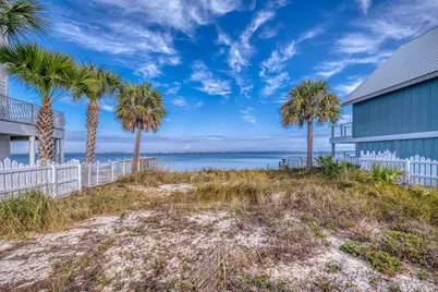 1581 Bulevar Menor, Pensacola Beach, FL 32561 - Photo 2