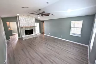 6045 Hamilton Bridge Rd, Milton, FL 32570 - Photo 2