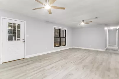 5855 Scotland Rd, Pensacola, FL 32526 - Photo 8