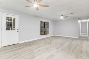 5855 Scotland Rd, Pensacola, FL 32526 - Photo 8