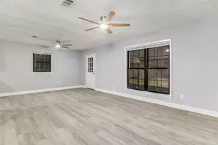 5855 Scotland Rd, Pensacola, FL 32526 - Photo 6