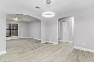 5855 Scotland Rd, Pensacola, FL 32526 - Photo 10