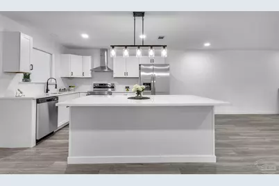 4044 Elmcrest Dr, Pensacola, FL 32504 - Photo 14