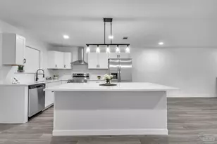 4044 Elmcrest Dr, Pensacola, FL 32504 - Photo 14