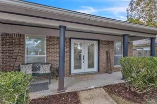 4044 Elmcrest Dr, Pensacola, FL 32504 - Photo 2