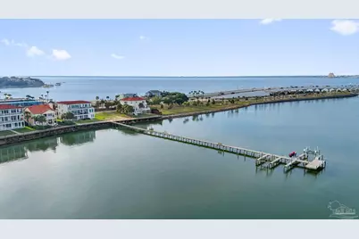 24 Baybridge Dr, Gulf Breeze, FL 32561 - Photo 68