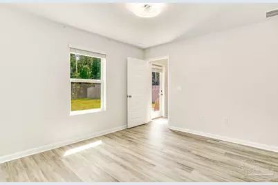 6323 June Bug Dr, Milton, FL 32583 - Photo 8