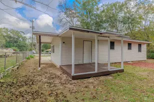 825 Booker Ave, Cantonment, FL 32533 - Photo 28