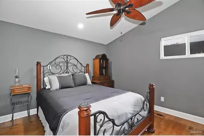 131 Shoreline Dr, Gulf Breeze, FL 32561 - Photo 34