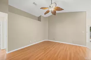 2517 Gulf Breeze Ave, Pensacola, FL 32507 - Photo 10