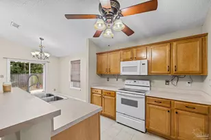 2517 Gulf Breeze Ave, Pensacola, FL 32507 - Photo 14