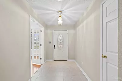 2517 Gulf Breeze Ave, Pensacola, FL 32507 - Photo 6