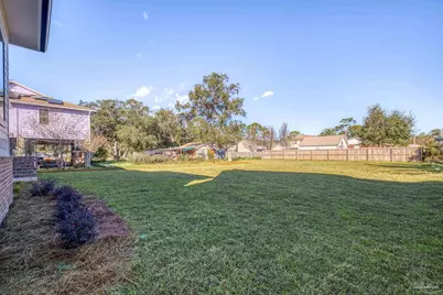 3202 Bay St, Gulf Breeze, FL 32563 - Photo 18