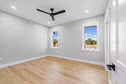 3202 Bay St, Gulf Breeze, FL 32563 - Photo 64