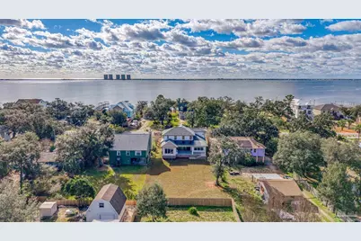 3202 Bay St, Gulf Breeze, FL 32563 - Photo 70