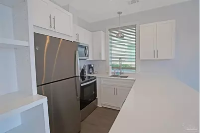 379 Clubbs St #A, Pensacola, FL 32502 - Photo 4